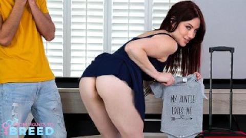 A perverted aunt Jessica Ryan convinces her step-nephew to have sex