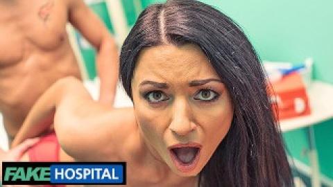 Fake Hospital - seksowne badanie w gabinecie lekarskim z MILF Anią Kinski